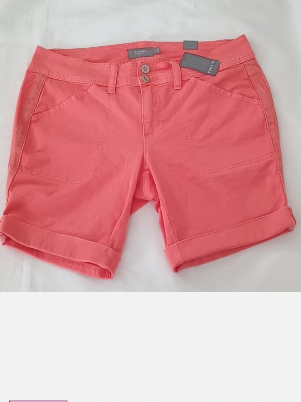 NWT TORRID PINK POPLIN  BERMUDA SHORTS SZ 22